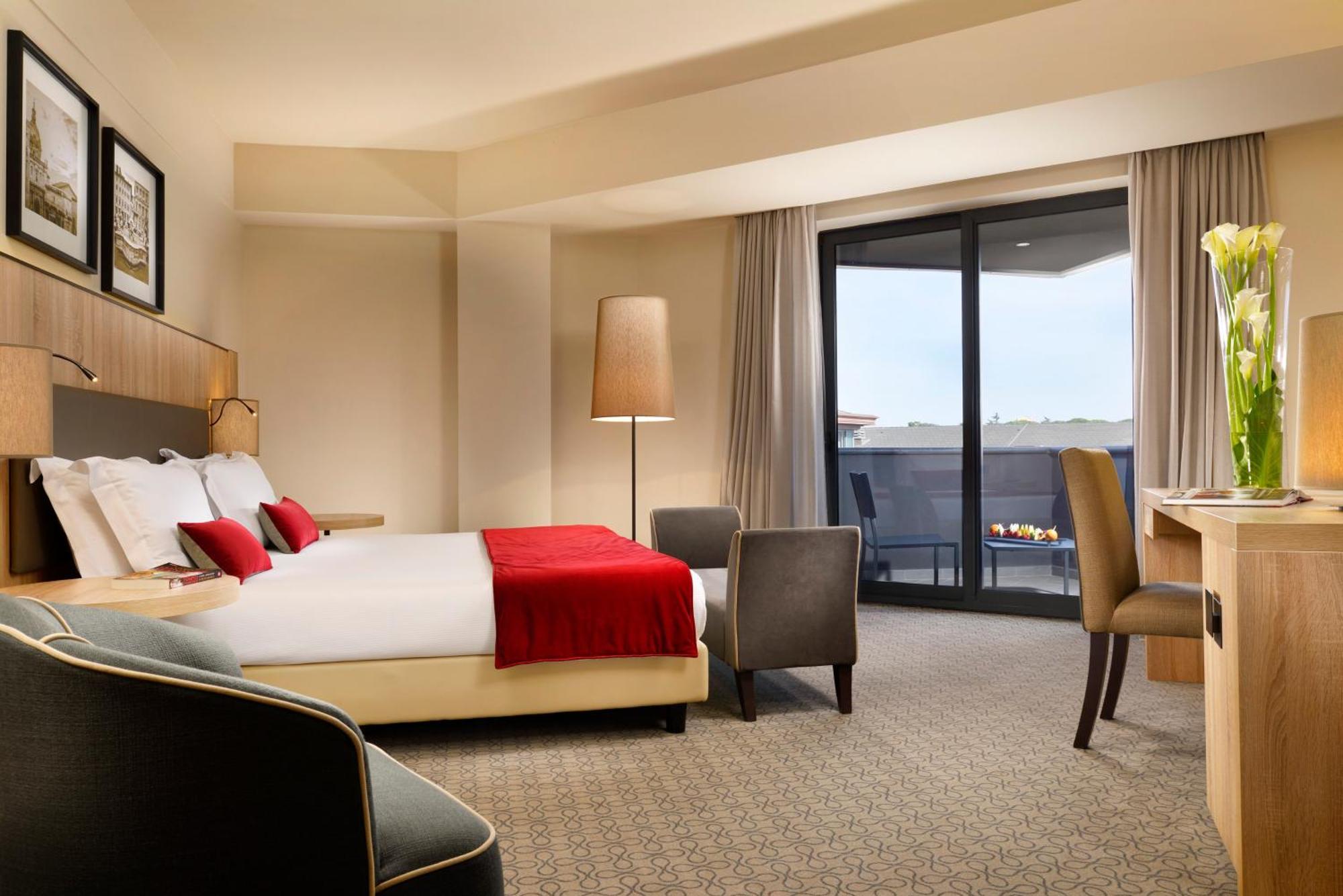 Junior Suite,933391219:JPEG